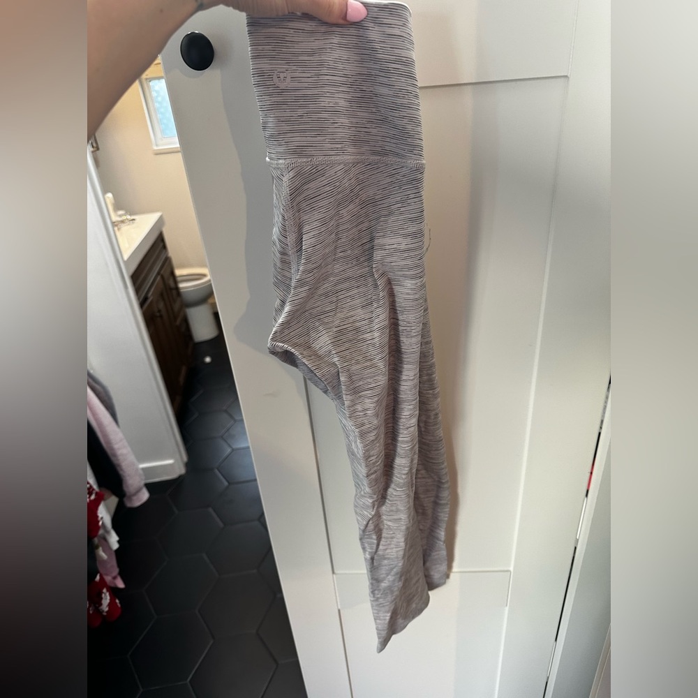 Lululemon capris